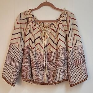 BNCI Boho Bell Sleeve Beautiful Geometric Look Top Embroidered Size M